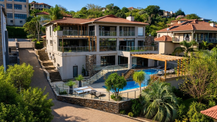 8 Bedroom Property for Sale in Birdwood Estate North West